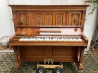 Klavier AUGUST FOERSTER 143 cm