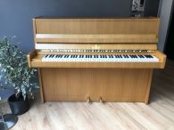 Klavier WILLIS 112 cm